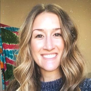 Meet your Posher, Rebecca